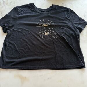 Vuori Black Sunburst Tee
